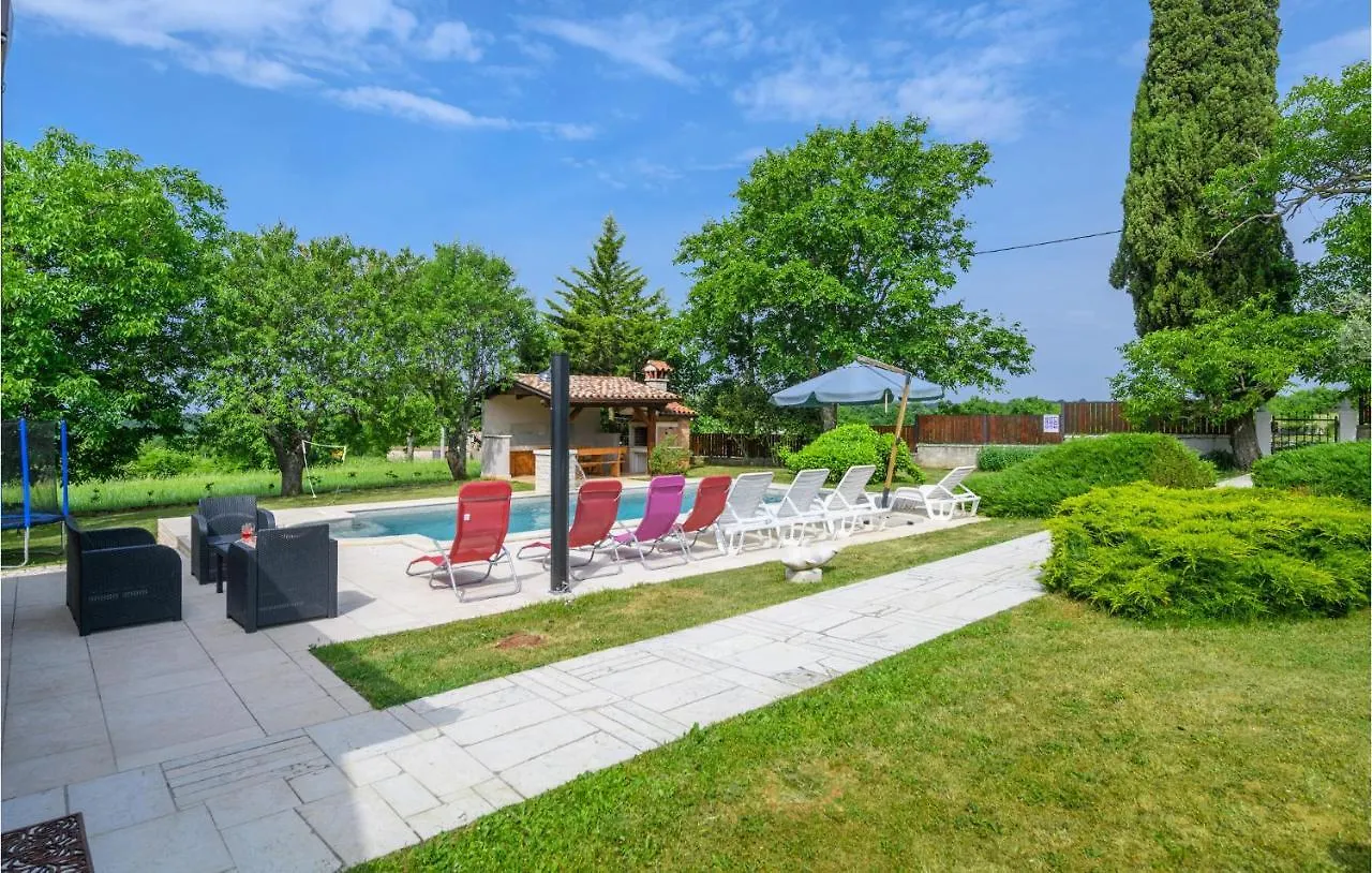Stunning Apartment In Barban With Wifi 0*,  Kroatië