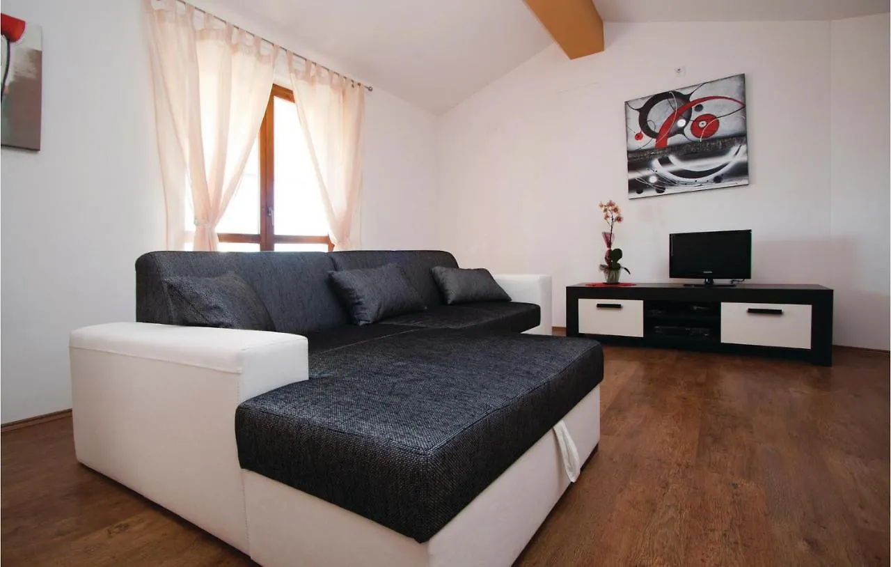 Stunning Apartment In Barban With Wifi
